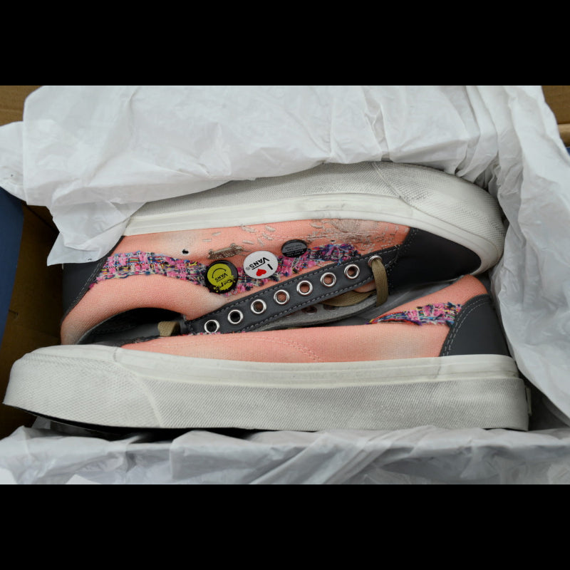 Sat0shi N4kam0to x V4ns33 Premium Limited Edition Sneakers in pink and navy design.